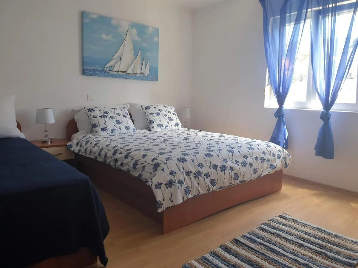 Apartments Mare