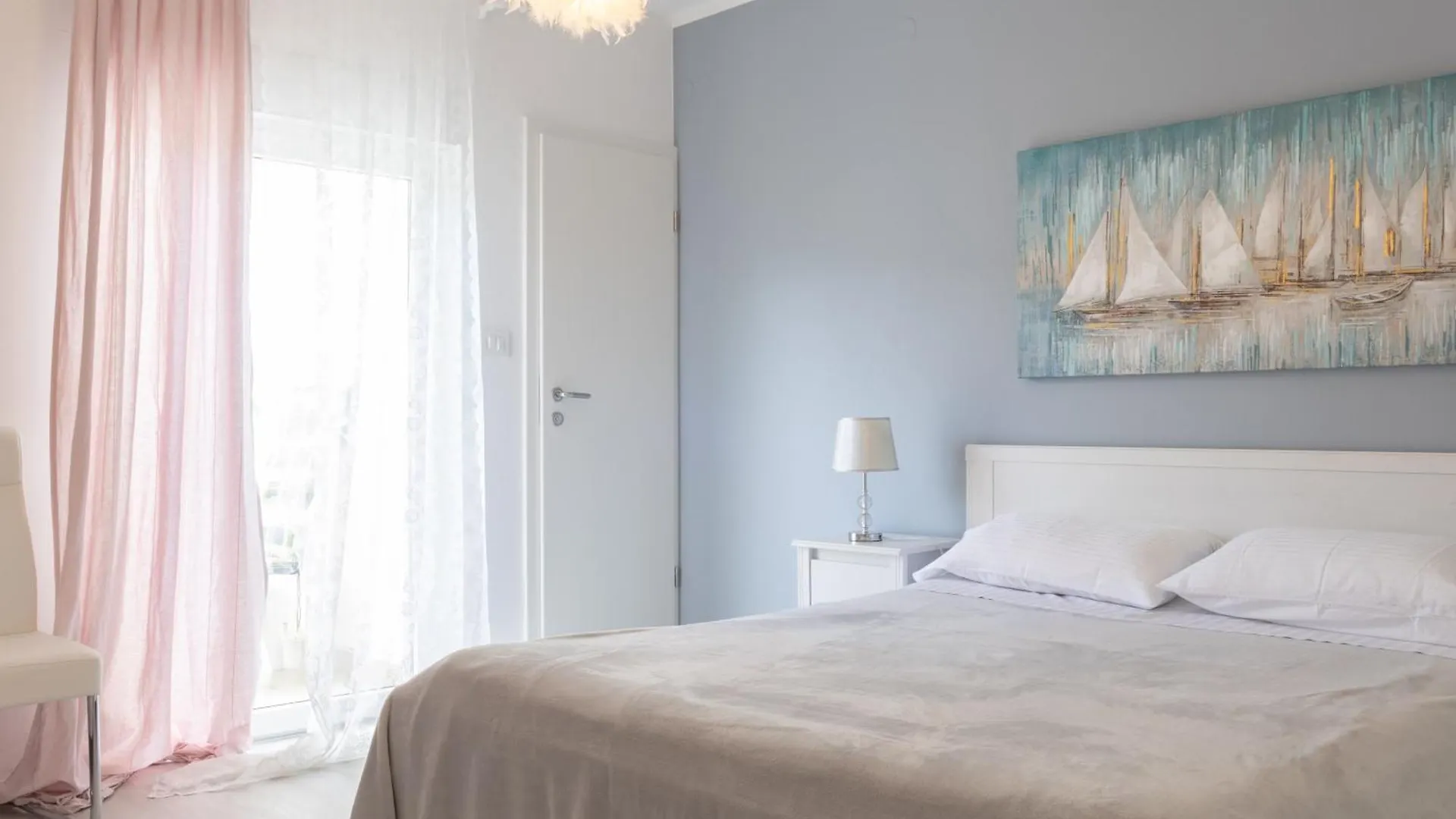 Apartments Mare