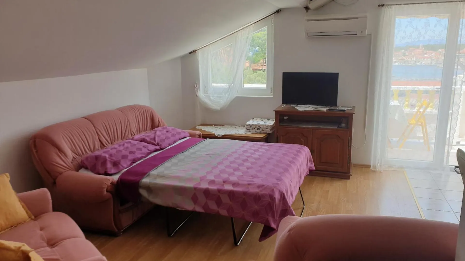 Apartments Mare 0*, Banjol Croatia
